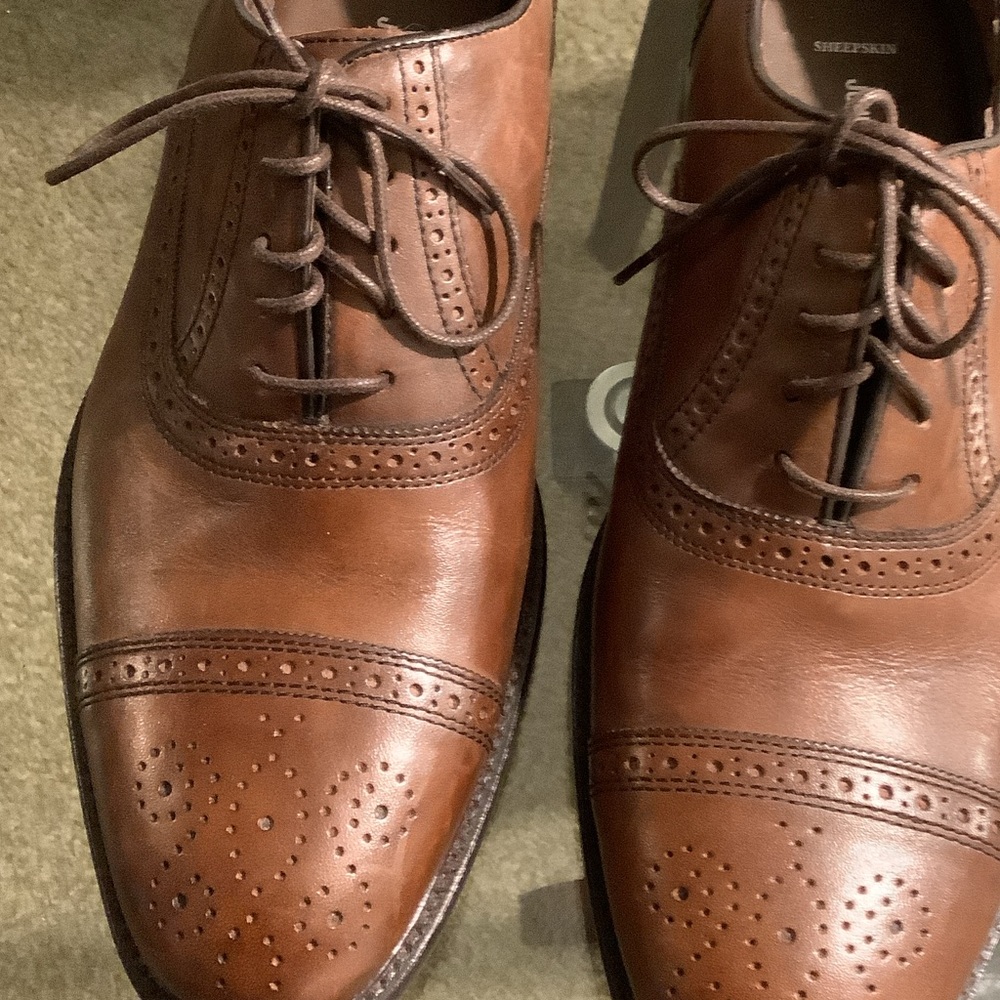 Johnston & Murphy Brown Leather Oxfords
